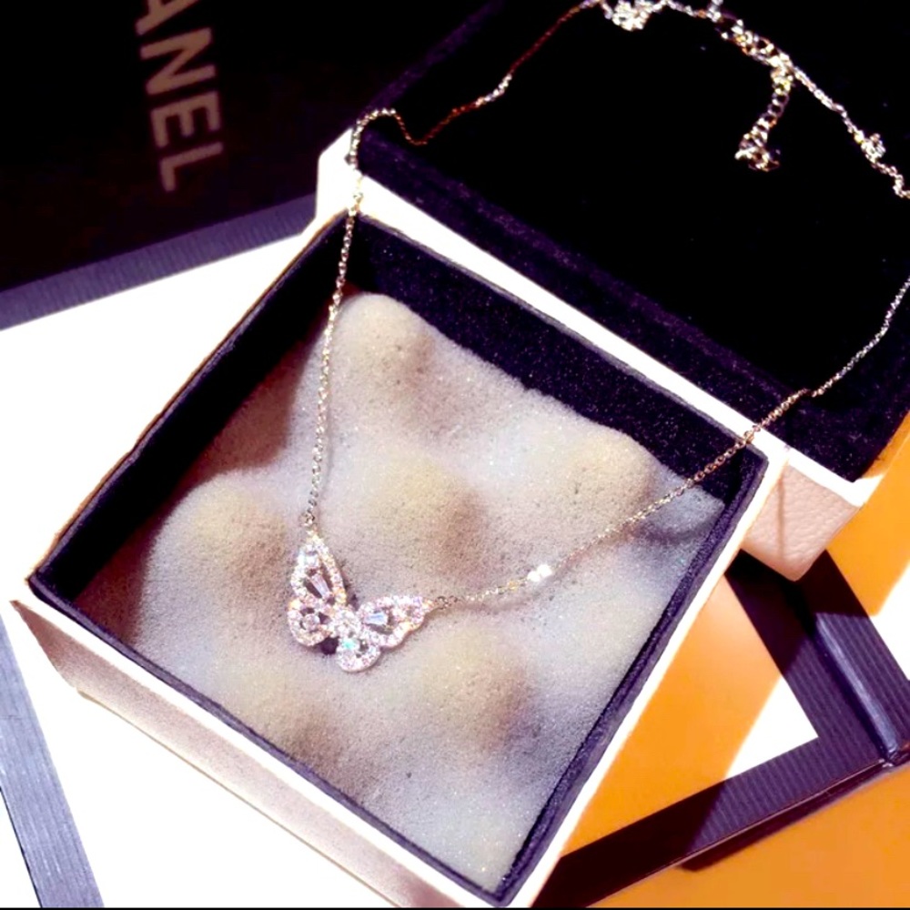 Butterfly necklace 🦋